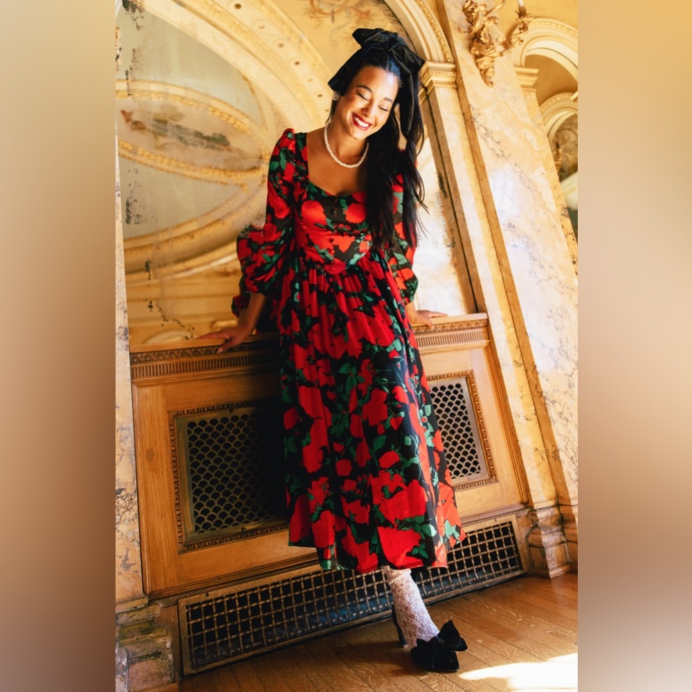 Ivy City Co Red and Green Floral Long Sleeve Dress